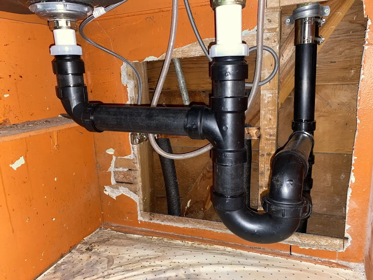 Professional Pipe Bursting equipment and tools on the job in Hockessin